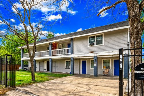 5301 Collingsworth, Houston, TX, 77026 | Card Image