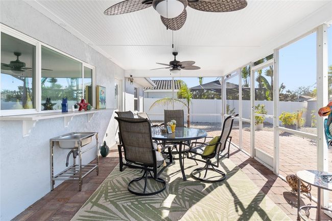 6518 Senegal Palm Way, House other with 3 bedrooms, 2 bathrooms and null parking in APOLLO BEACH FL | Image 36