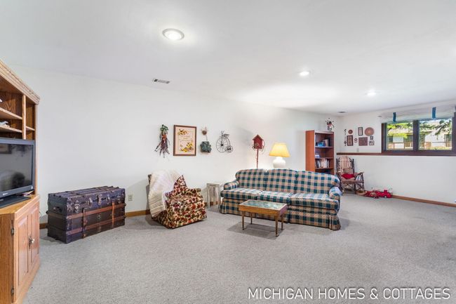 34-web-or-mls-907-creekridge-dr | Image 22
