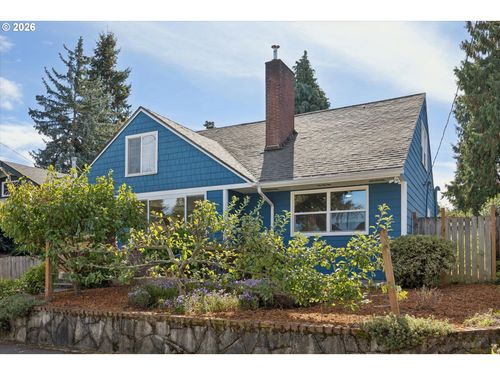 26 Ne Stafford St, Portland, OR, 97211-2242 | Card Image