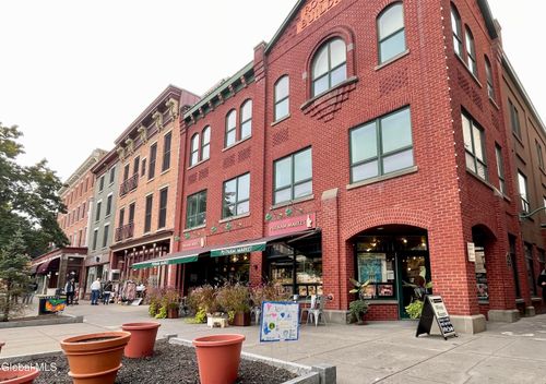 3-433 Broadway, Saratoga Springs, NY, 12866 | Card Image