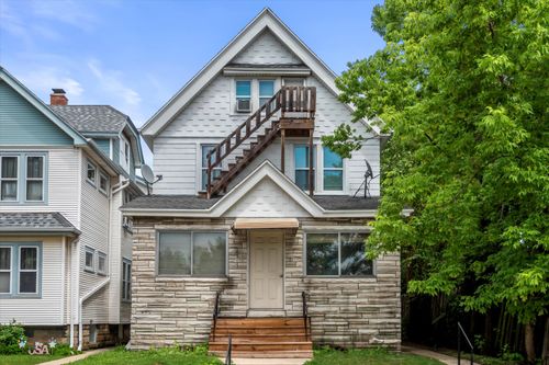 1820 S 59th St, WEST ALLIS, WI, 53214-5129 | Card Image