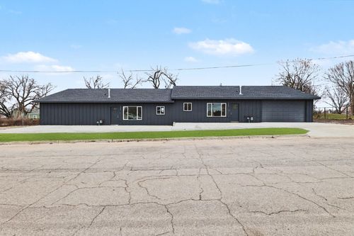 1904 N Lorraine Ave, Wichita, KS, 67214-2323 | Card Image