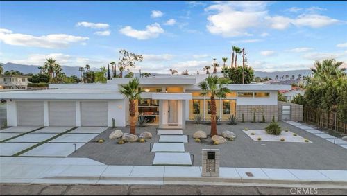 2100 E Sahara Rd, Palm Springs, CA, 92262-3552 | Card Image