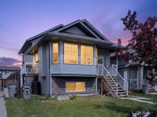11212 75a Avenue, Grande Prairie, AB, T8W0G5 | Card Image