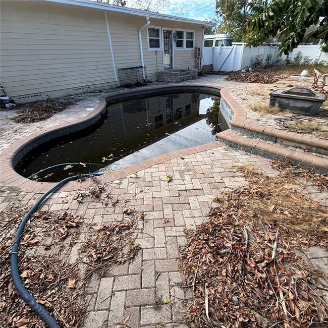 521 51 St Ave S, House other with 3 bedrooms, 2 bathrooms and null parking in SAINT PETERSBURG FL | Image 26