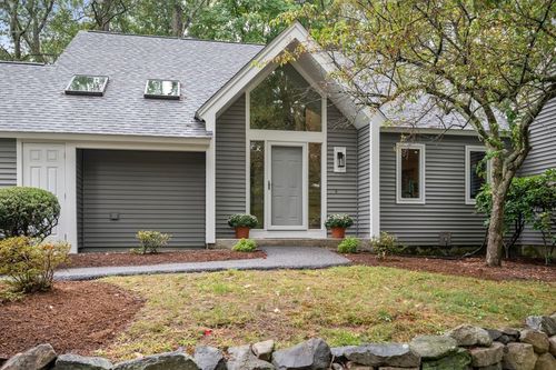 18-18 Coltsway, Wayland, MA, 01778-3905 | Card Image