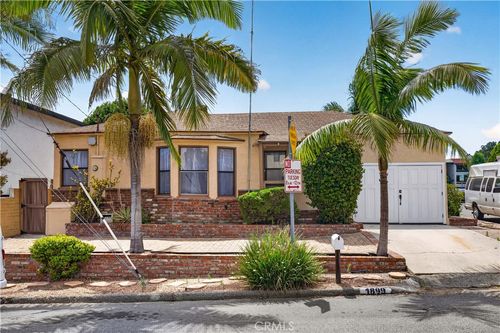 1899 Gladys Ave, Signal Hill, CA, 90755-1112 | Card Image