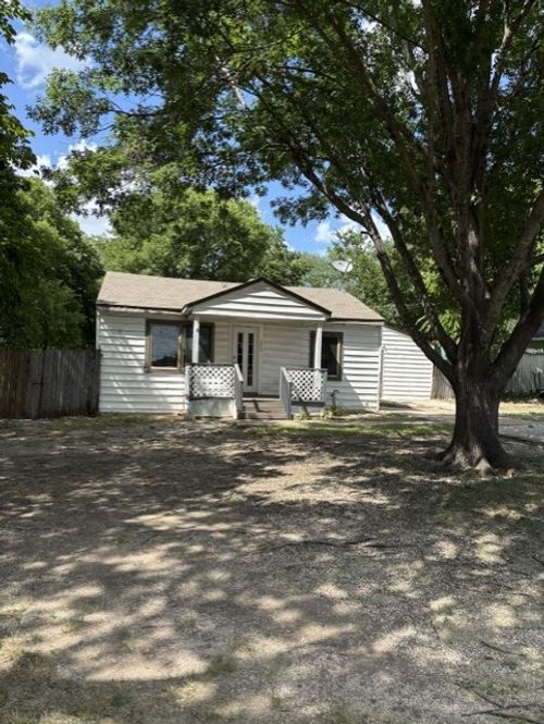 1315 Circle Dr, Duncanville, TX, 75137-3217 | Card Image