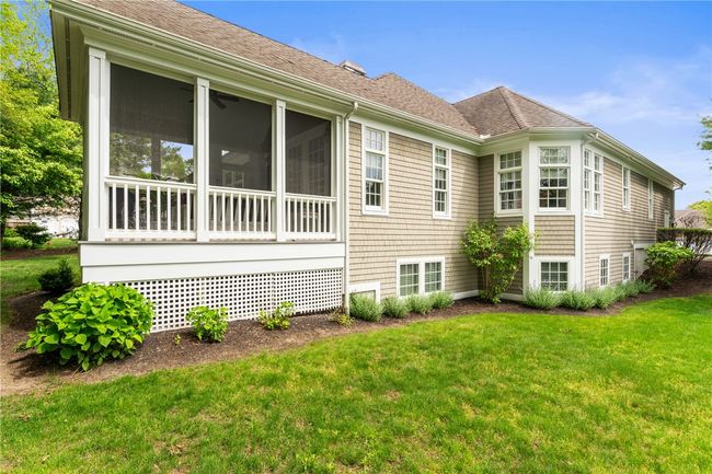 11 Newbury Dr, Condo with 2 bedrooms, 4 bathrooms and 6 parking in Westerly RI | Image 9
