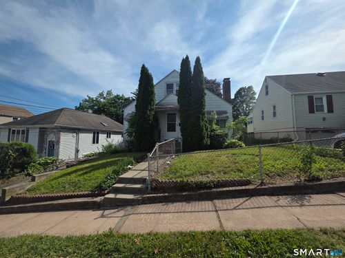 26 Cumley St, Hamden, CT, 06514-3513 | Card Image