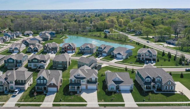 684 Newton Dr, House other with 4 bedrooms, 4 bathrooms and null parking in Beavercreek OH | Image 54