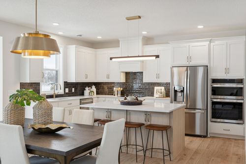 3480 Knightsbridge Trl N, Lake Elmo, MN, 55042-5524 | Card Image