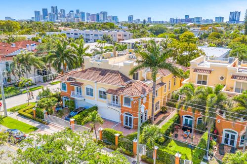 104-903 Ne 17th Way, Fort Lauderdale, FL, 33304-4474 | Card Image