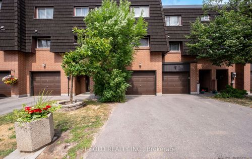 6 Darras Crt, Brampton, ON, L6T1W7 | Card Image