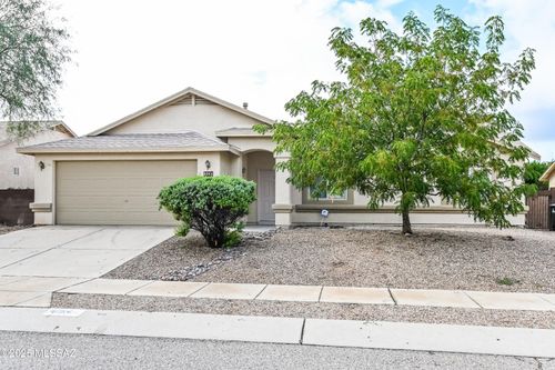 8064 E Snakeroot Dr, Tucson, AZ, 85710-8562 | Card Image
