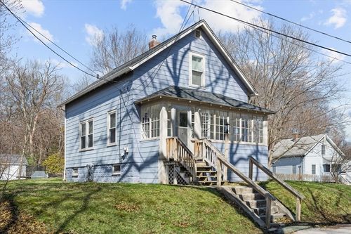 88 Shore Dr, Auburn, MA, 01501-2143 | Card Image