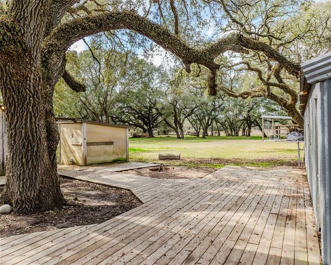 4311 Cr 417 Hoffman Rd, House other with 4 bedrooms, 2 bathrooms and 2 parking in Markham TX | Image 30