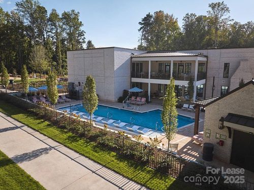 b1m2-19020 Potts Park Ln, Davidson, NC, 28036-8410 | Card Image