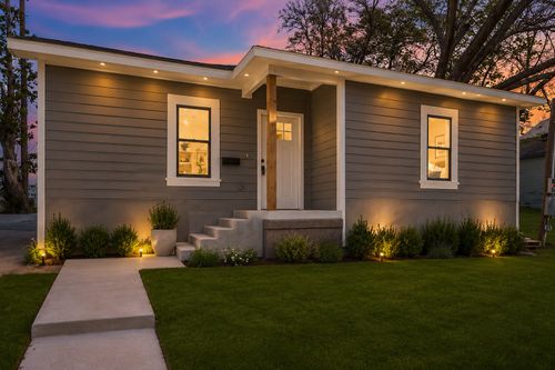 1023 Church St, Dallas, TX, 75203-2421 | Card Image