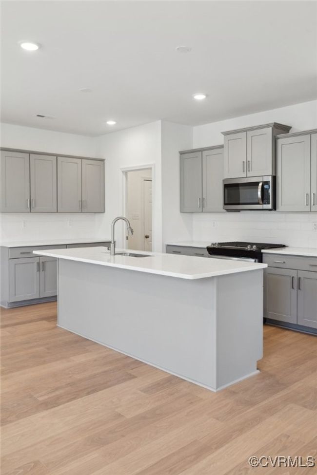 124 Steyland St, Townhouse with 3 bedrooms, 3 bathrooms and null parking in Ashland VA | Image 6