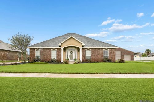 712 N Pine St, Gramercy, LA, 70052-3656 | Card Image