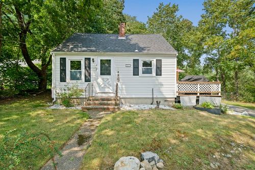 407 W Union St, East Bridgewater, MA, 02333-1722 | Card Image