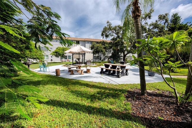 APT-109 - 211 Pasadena Ave N, Condo with 2 bedrooms, 2 bathrooms and null parking in ST PETERSBURG FL | Image 46
