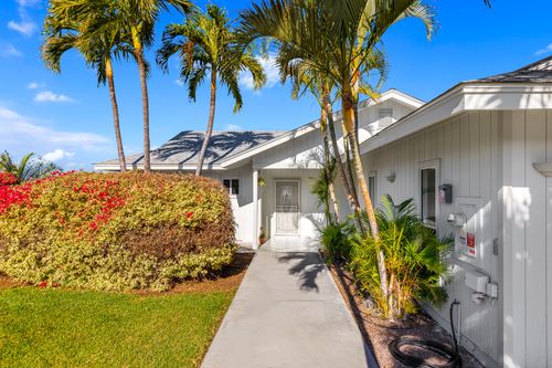 68-1704 Akaula Ct, WAIKOLOA, HI, 96738-5528 | Card Image