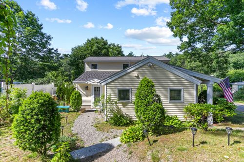 27 Somerset Ave, Old Orchard Beach, ME, 04064-1738 | Card Image