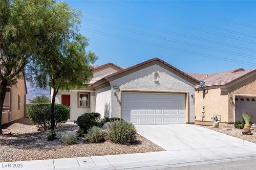 3516 Herring Gull Ln, North Las Vegas, NV, 89084-2421 | Card Image