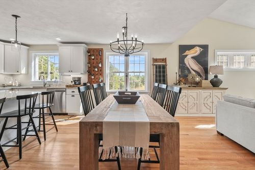 1-1 Turtle Ln, Sterling, MA, 01564-2379 | Card Image