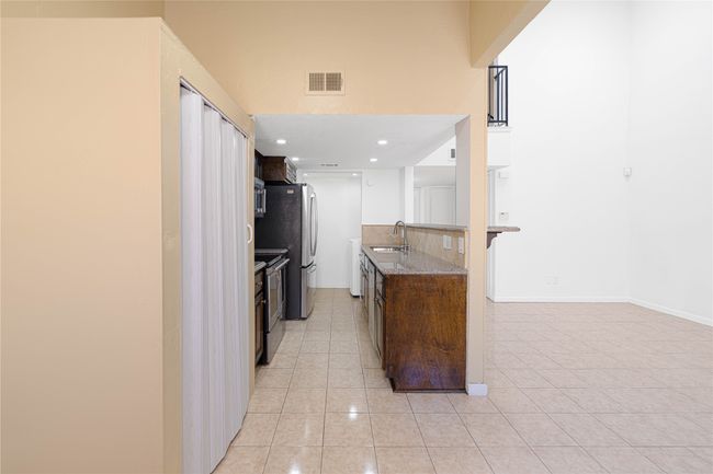 1837 Amber Ln, Townhouse with 2 bedrooms, 2 bathrooms and null parking in Carrollton TX | Image 6