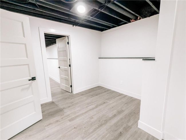 Space in Walk-Out Basement | Image 30