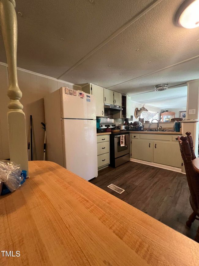 1403 Hodges Chapel Road, For Sale in Benson Zoocasa