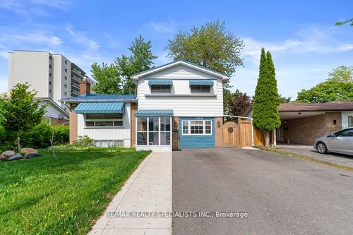 380 Bartley Bull Pky, Brampton, ON, L6W2L8 | Card Image