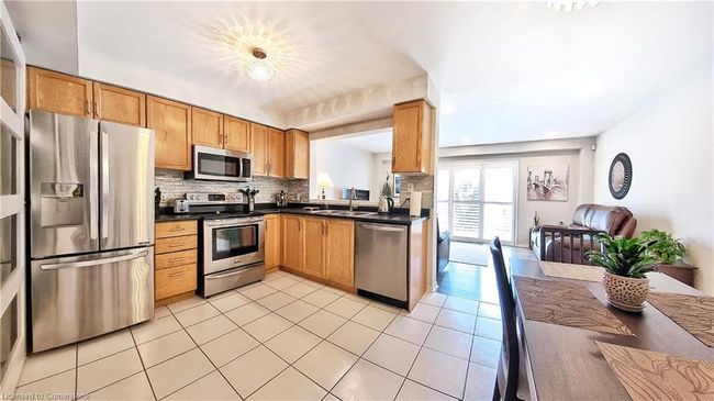 9 - 174 Highbury Dr, Townhouse with 3 bedrooms, 2 bathrooms and 2 parking in Stoney Creek ON | Image 14