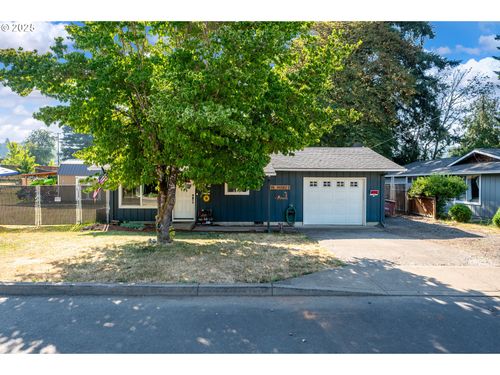 402 Sw Ivy Rd, Estacada, OR, 97023-9003 | Card Image