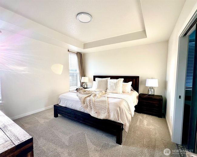 Primary Bedroom | Image 15