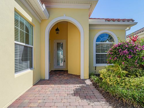 5151 Formosa Cir, Vero Beach, FL, 32967-7646 | Card Image