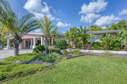 240 Cocoa Ln, VENICE, FL, 34293-1007 | Card Image