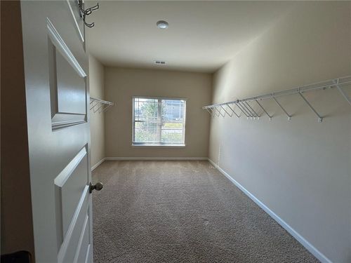 60 Charleston Dr, Senoia, GA, 30276-2358 | Card Image