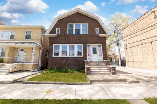 6314 S Mozart St, Chicago, IL, 60629-2325 | Card Image