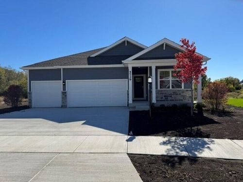 5739 Hunter Dr, RACINE, WI, 53406 | Card Image