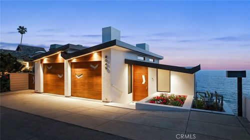 2049 Ocean Way, Laguna Beach, CA, 92651 | Card Image