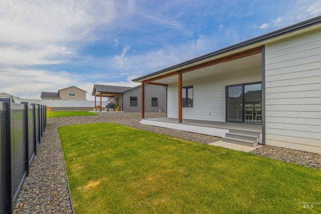 View of yard | Image 33