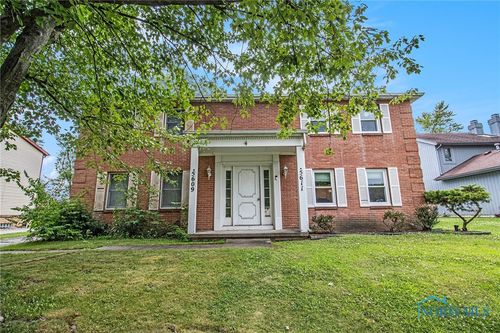 5609-5609 Willowood Ct, Toledo, OH, 43615-6756 | Card Image