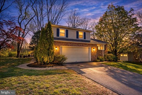 803 Dunbar Rd, Carlisle, PA, 17013-1715 | Card Image