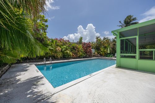 815 Green St, West Palm Beach, FL, 33405-3125 | Card Image