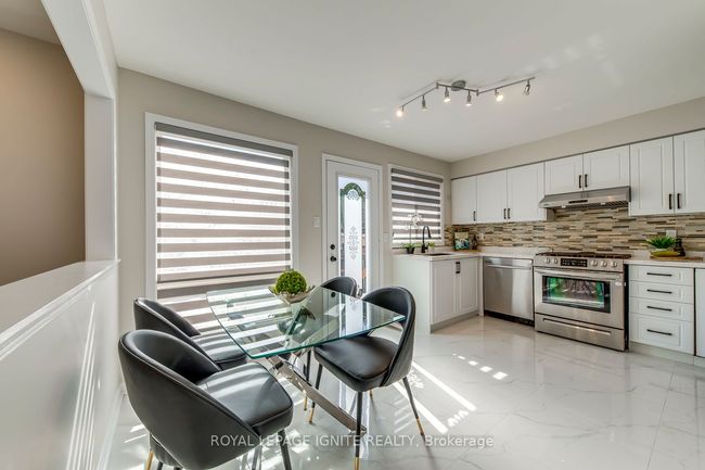 2390 Orchard Rd, House other with 3 bedrooms, 3 bathrooms and 1 parking in Burlington ON | Image 17